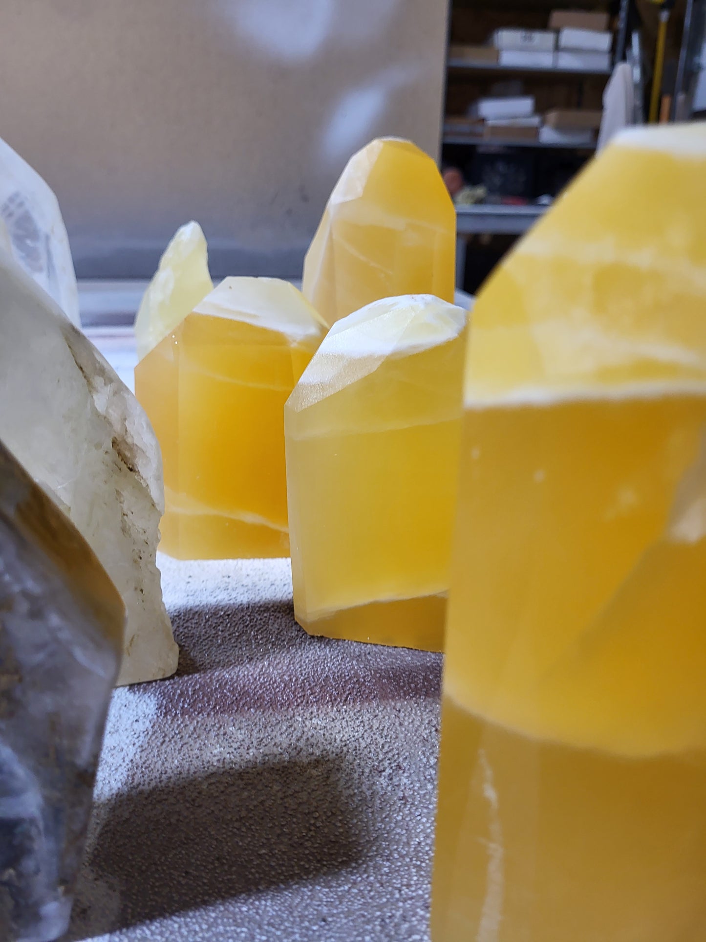 Honey Onyx, Honeycomb Calcite