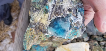 Chrysocolla w/ Magnetite and Medmontite