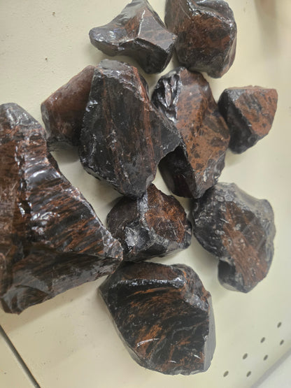 Obsidian, Mahogany