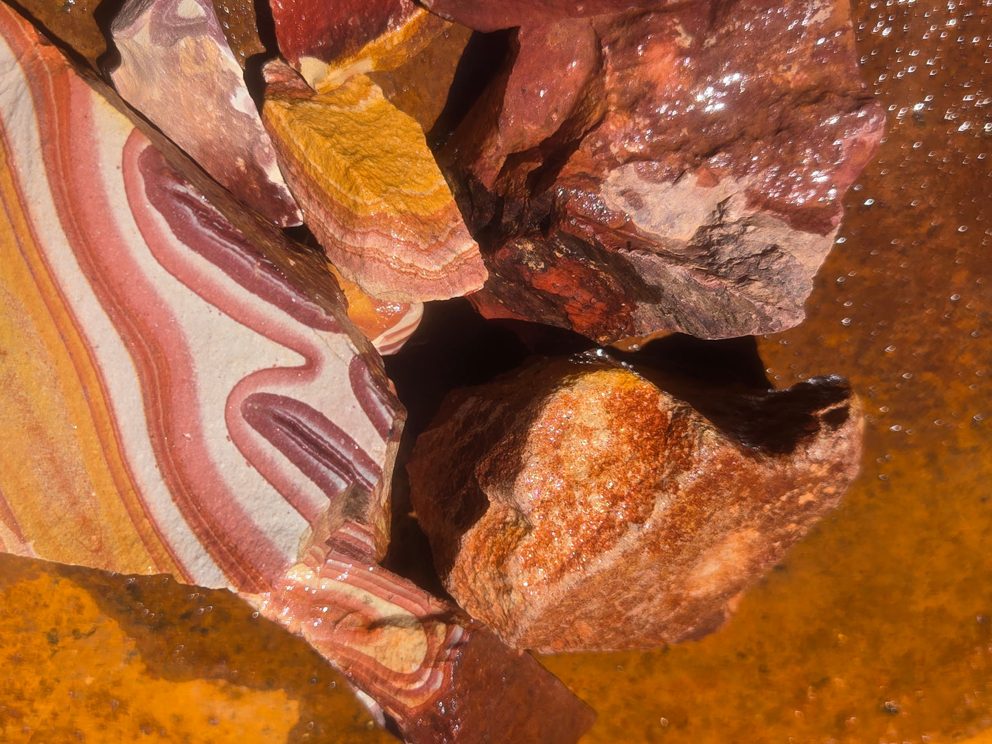 Wonderstone: Red Banded