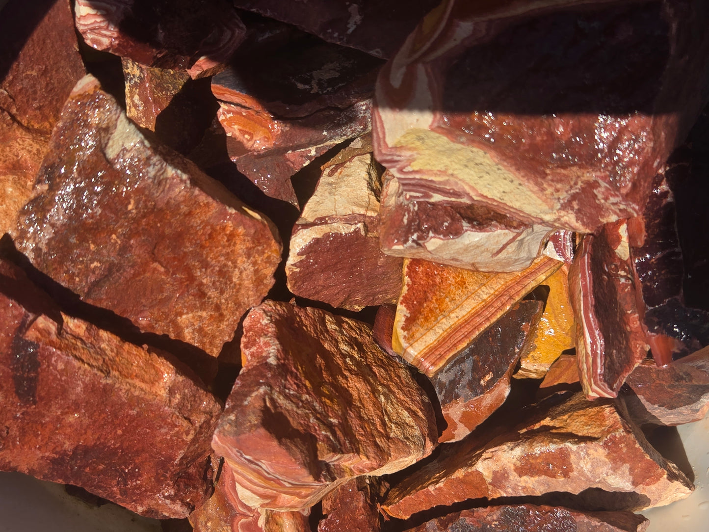 Wonderstone: Red Banded