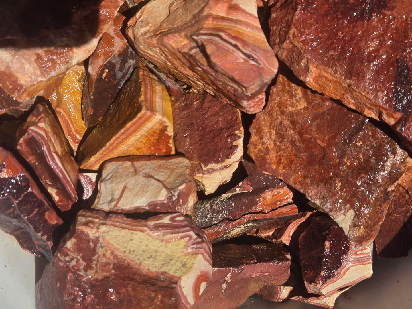Wonderstone: Red Banded