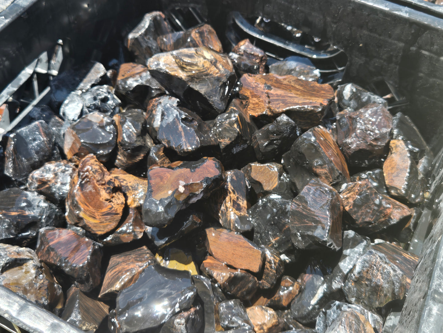 Obsidian, Golden Sheen