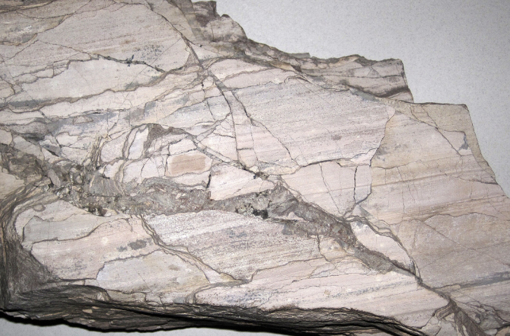 Wonderstone: Purple Banded