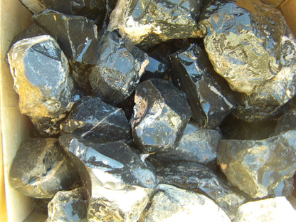 Obsidian, Shiny Black