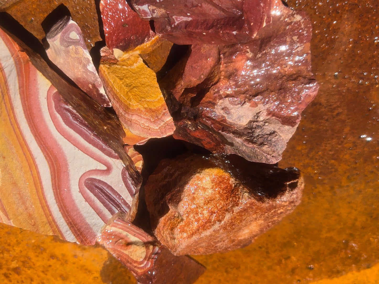 Wonderstone: Red Banded