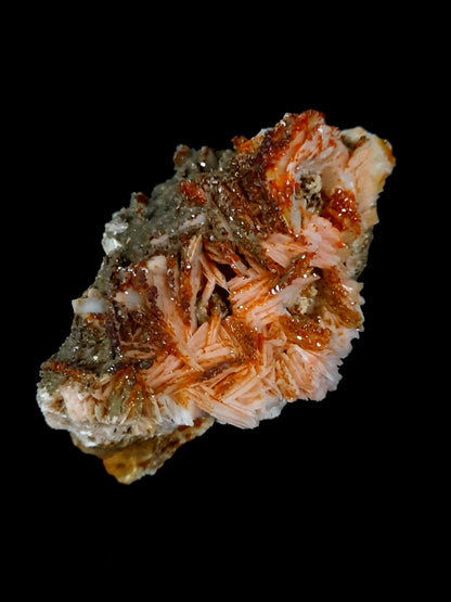 Vanadinite with Barite specimen
