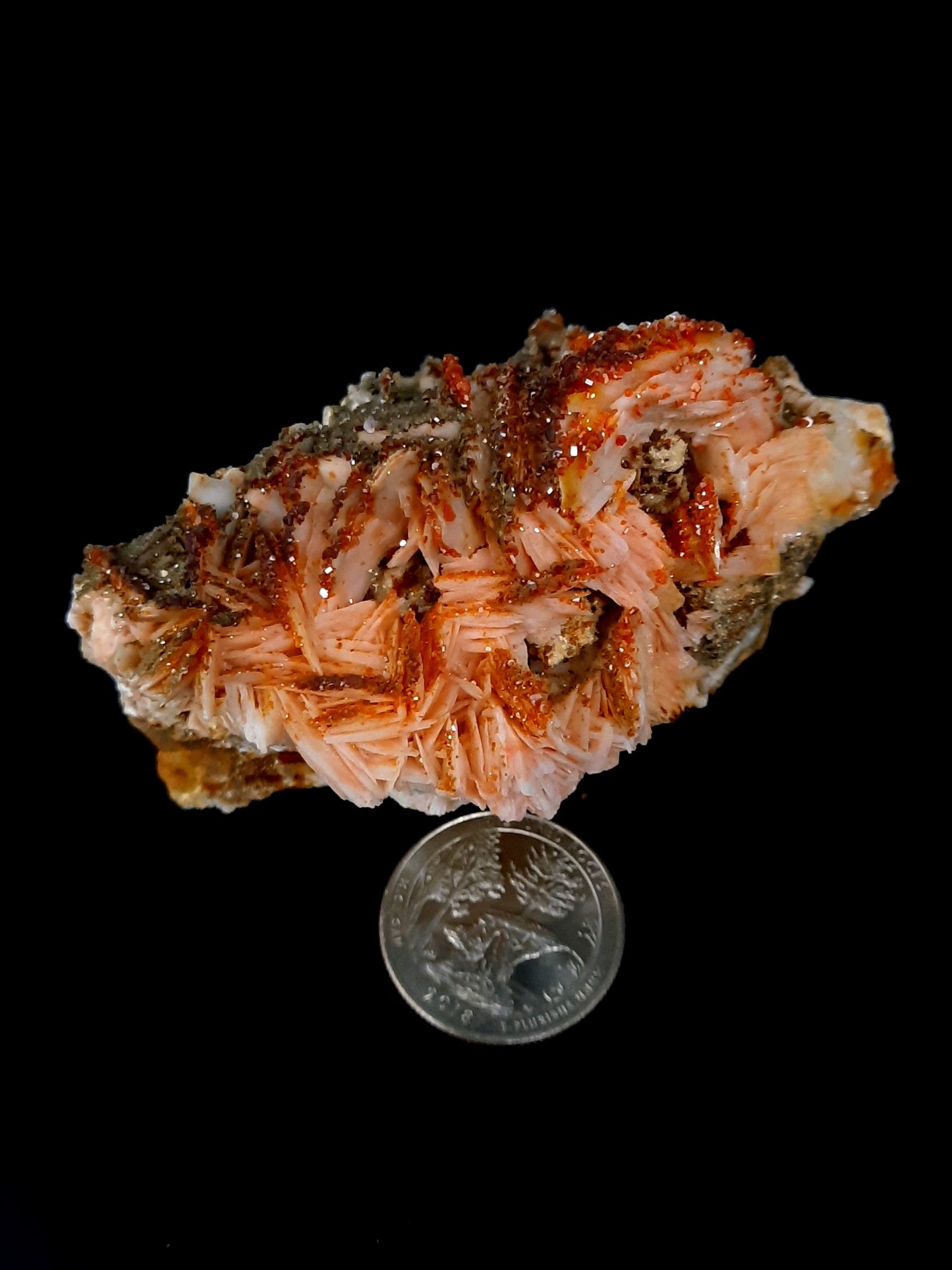 Vanadinite with Barite specimen