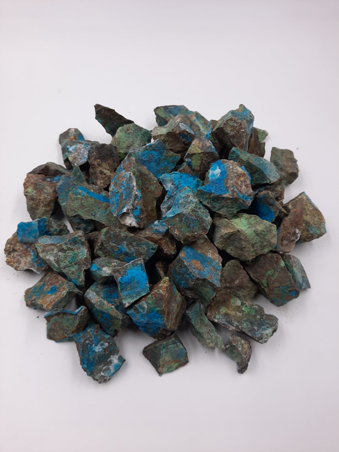 Chrysocolla as rough stone