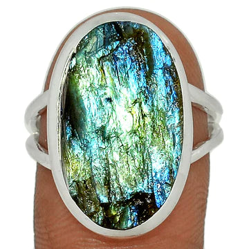 Oval Ring with Blue and Green Labradorite Stone